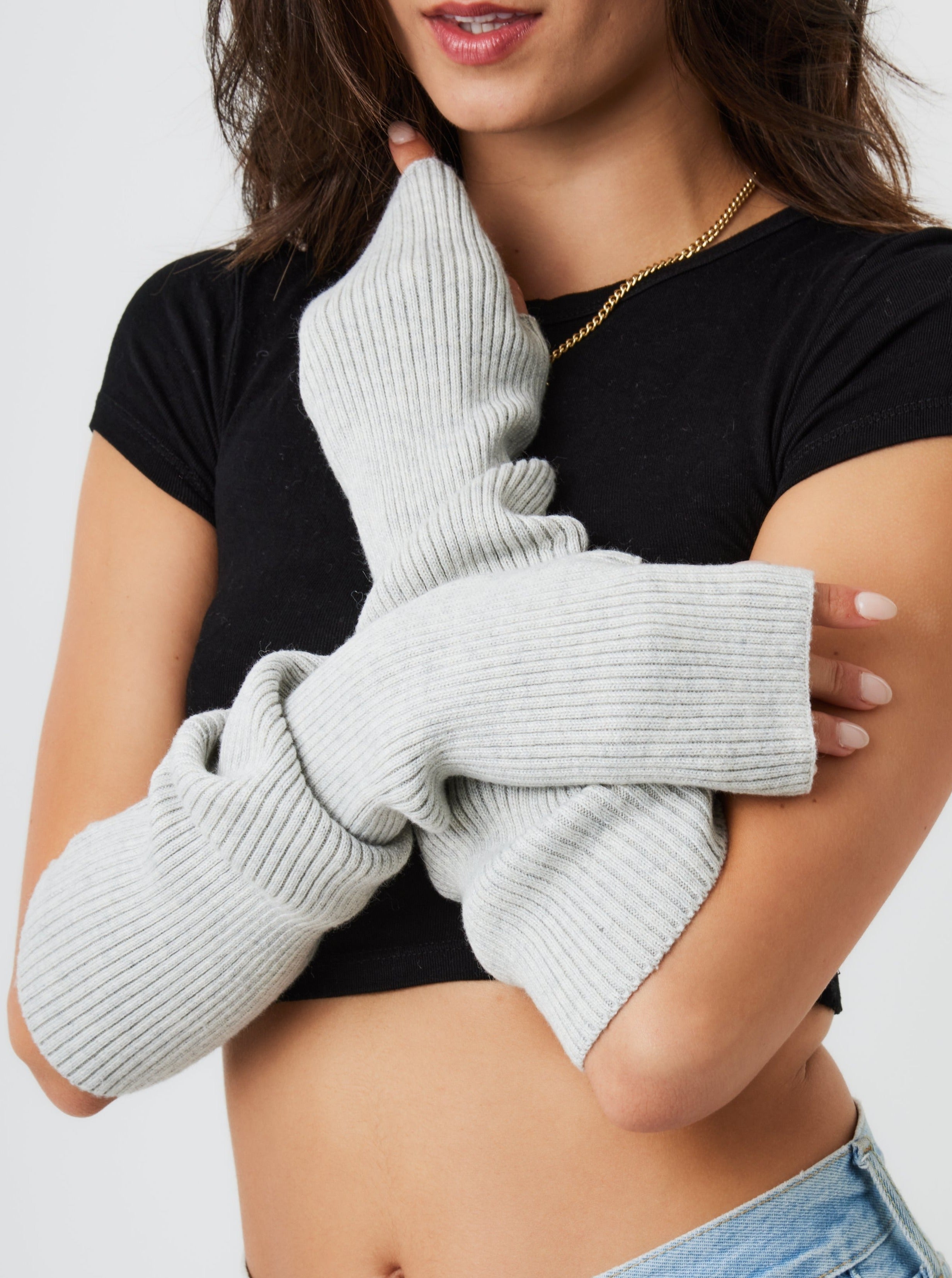Woman's Ribbed Arm Warmers in Grey