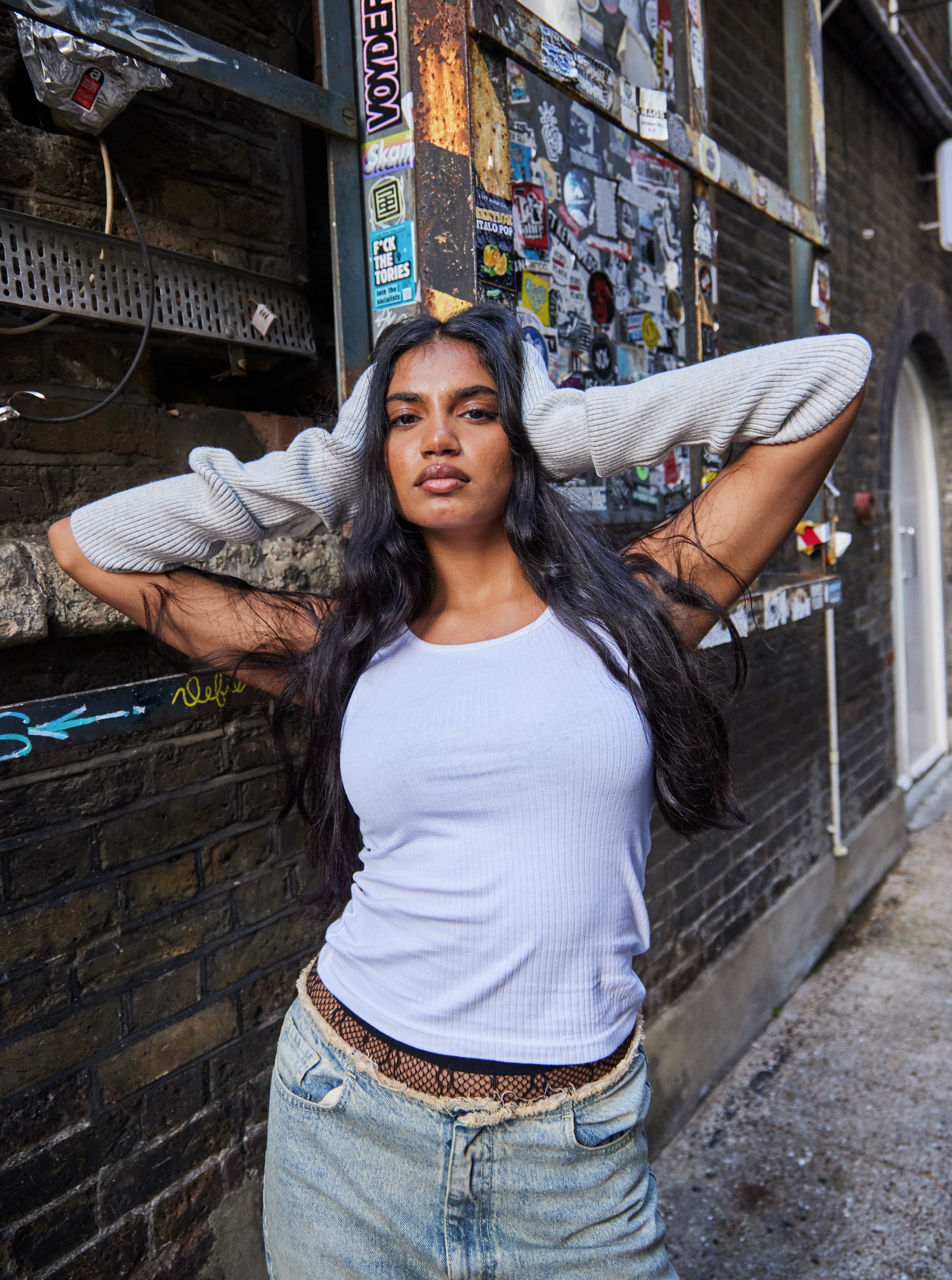 Woman's Ribbed Arm Warmers in Grey