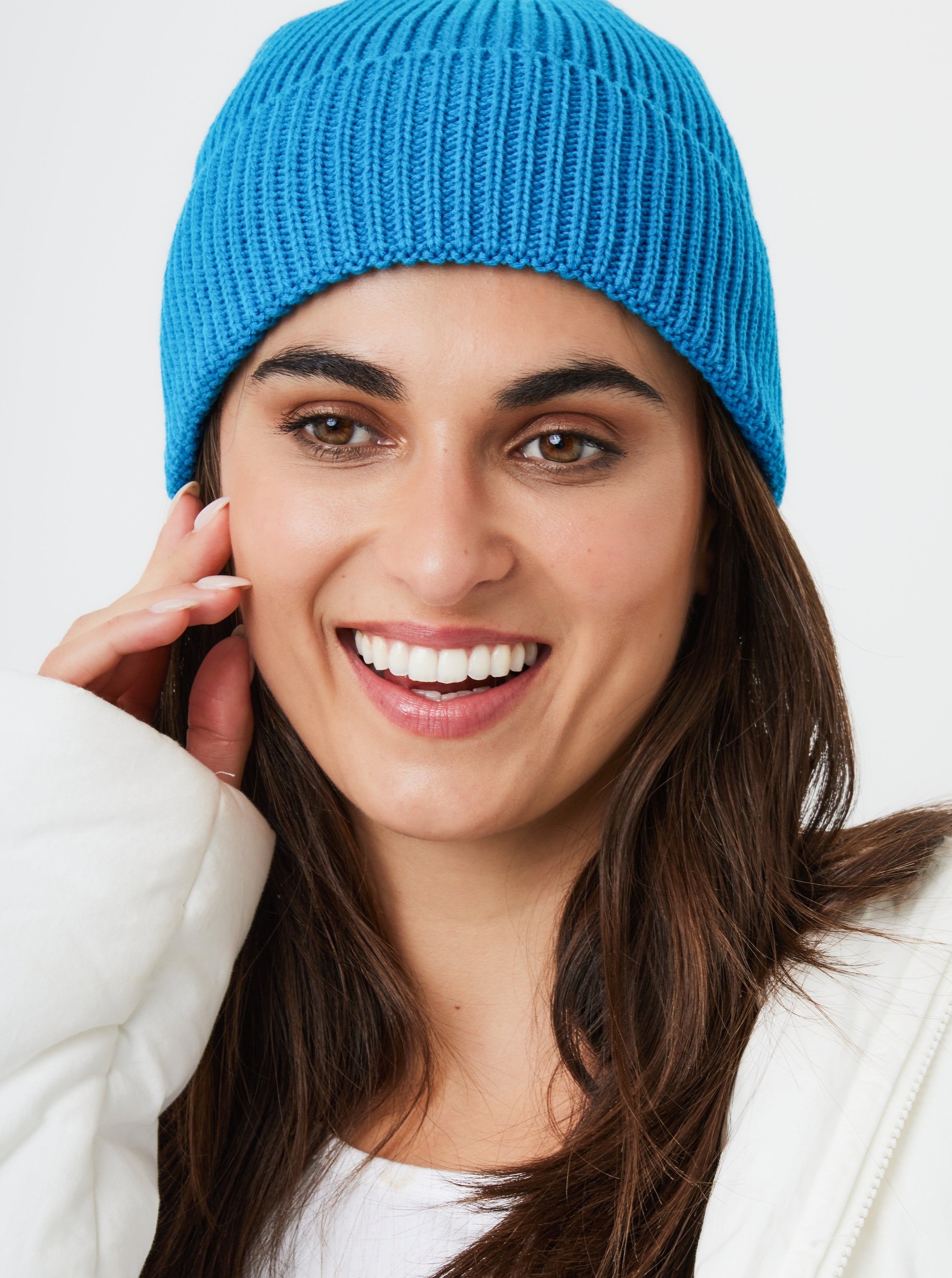 Woman's Ribbed Knitted Beanie in Blue