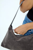 Women's Slouchy suede shoulder bag in Grey