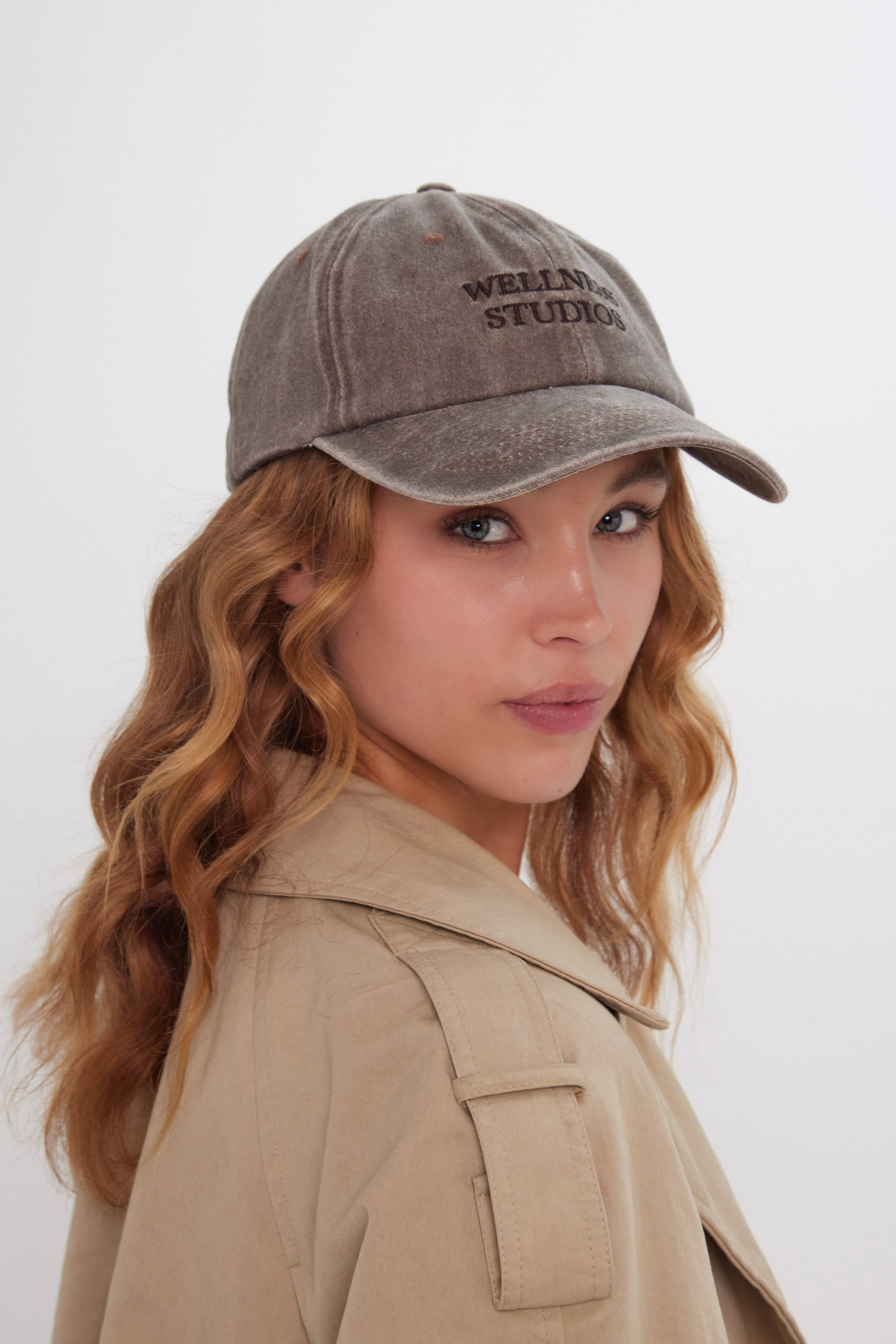 Women’s Wellness Studios Baseball Cap in Washed Brown 