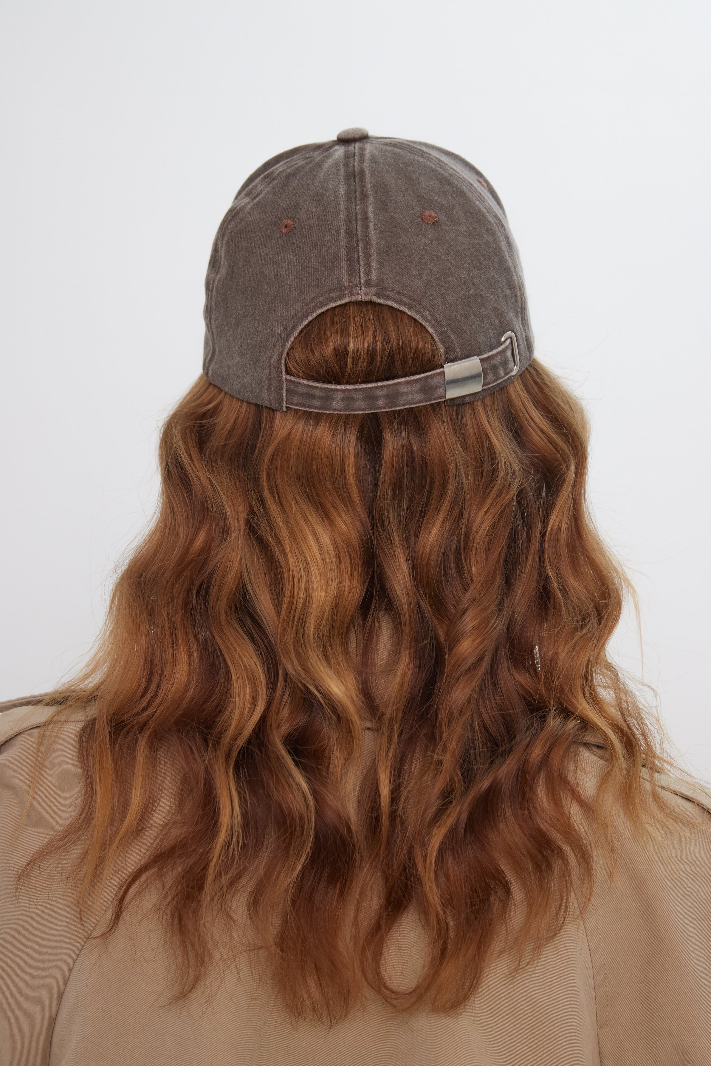 Women’s Wellness Studios Baseball Cap in Washed Brown 