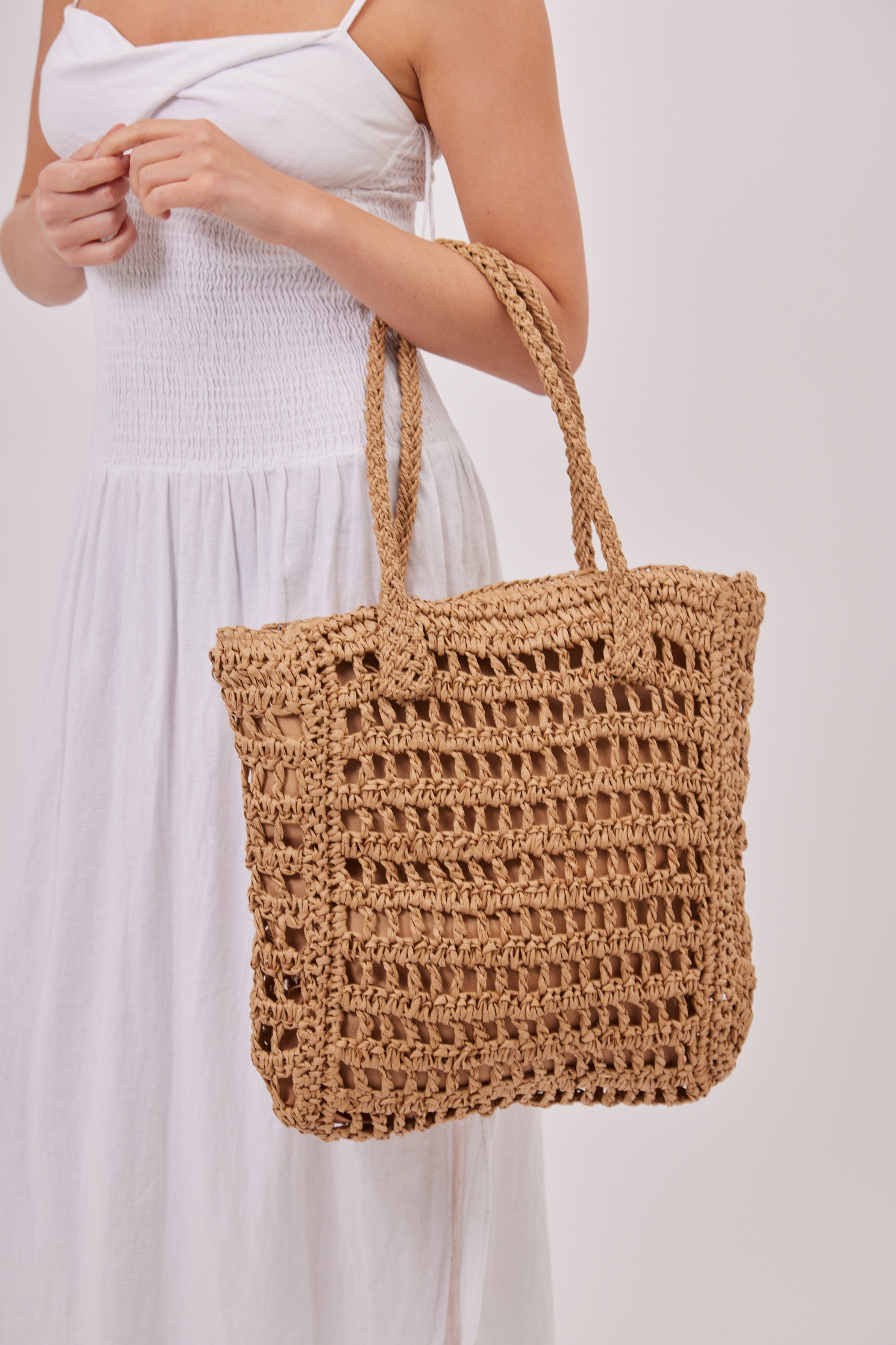 Woven Tote Bag in Beige | Beach Bag | Raffia Bag Holiday bag | Tote | Shopper | Ladies Bag | Summer Bag | Beige Bag | MY Accessories London Bag | Summer Bag | Netted bag | Best holiday Bag | Best beach bag | Brown Bag