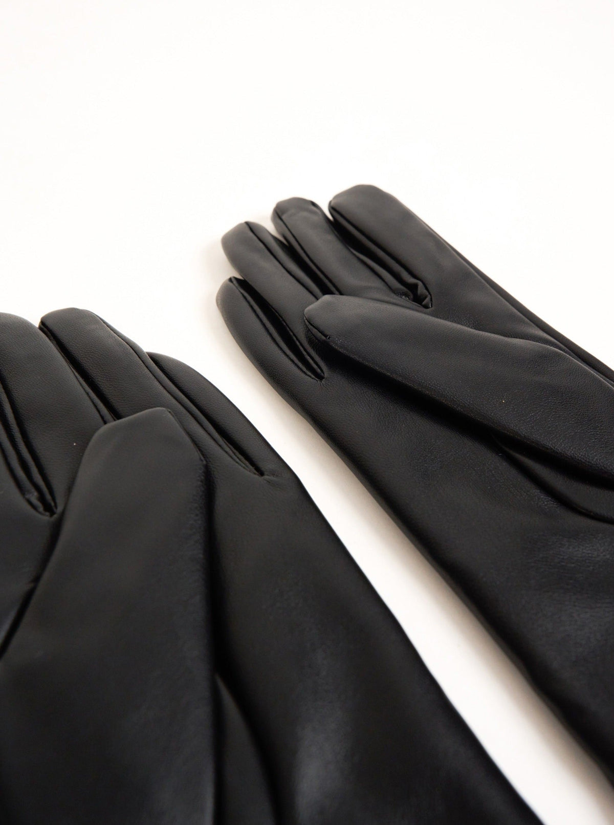 Leather Look Touch Screen Gloves in Black - Gloves - My Accessories London