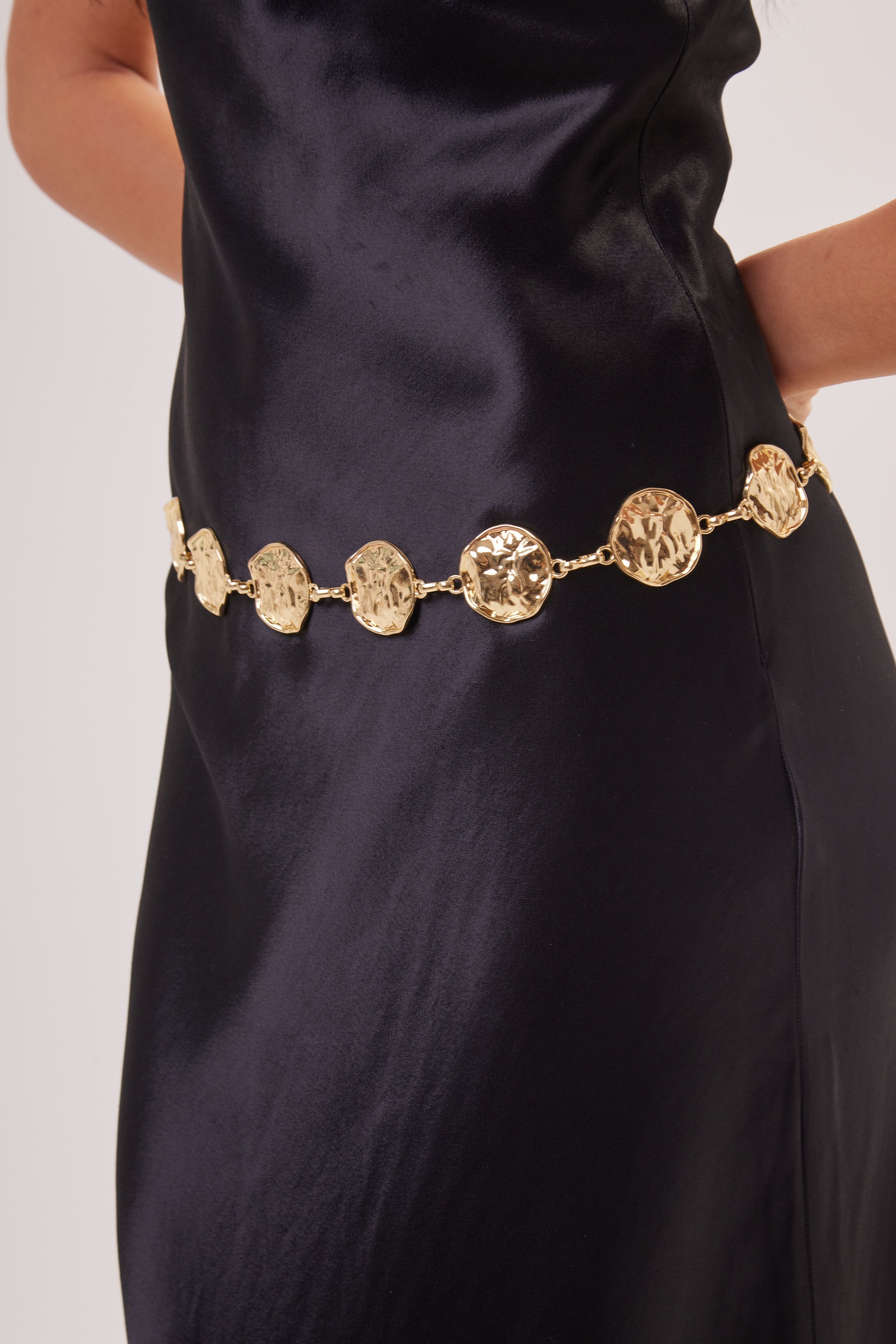 Round Hammered Statement Chain Belt in Gold - Chain Belt - My Accessories London
