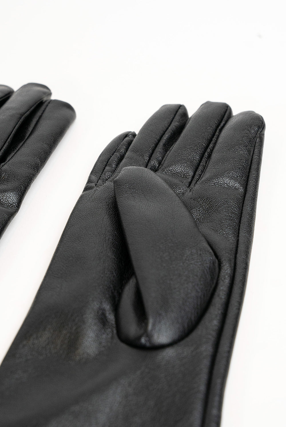 Faux leather Gloves in Black | over the elbow | Women's Accessories | Long Gloves | Autumn | Winter | Party | Occasion | Halloween | Vegan