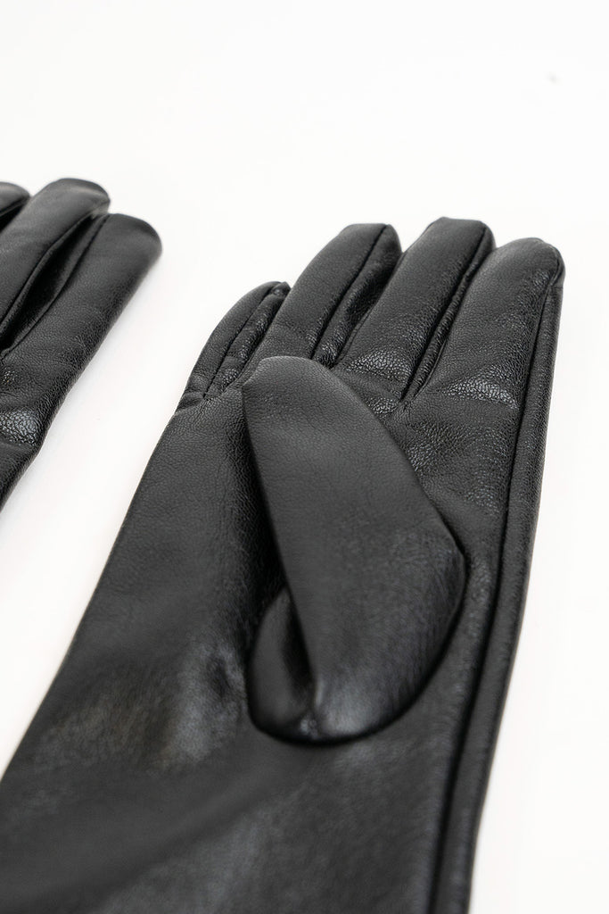 Faux leather Gloves in Black | over the elbow | Women's Accessories | Long Gloves | Autumn | Winter | Party | Occasion | Halloween | Vegan
