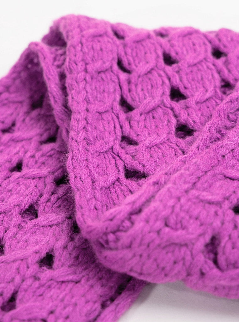 Skinny Crochet Scarf in Black | Women's Accessories | winter | autumn | 90s | retro | crochet | Craftcore | Indie | Elevated indie | Weird Girl aesthetic | Streetwear | Streetstyle | Winter | Autumn | Women | Women's Accessories | Winter Accessories | Autumn Accessories | grunge | Grunge sleaze | 
