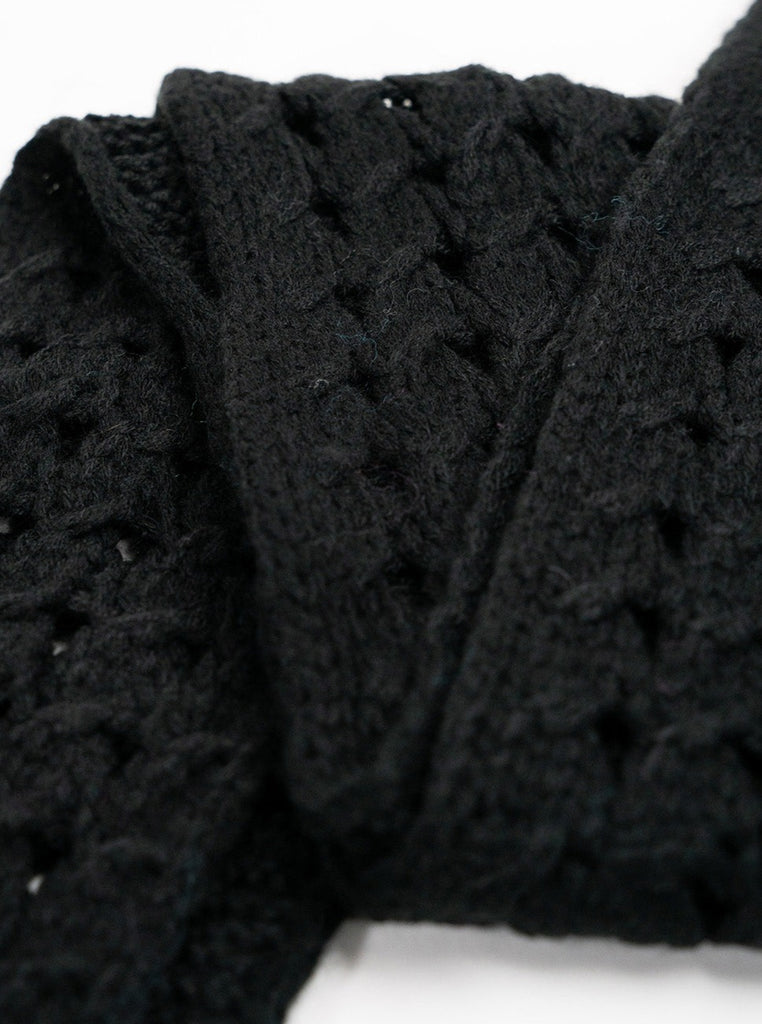 Skinny Crochet Scarf in Black | Women's Accessories | winter | autumn | 90s | retro | crochet | Craftcore | Grunge | Indie | Elevated indie | grunge sleaze | E girl | Y2k | Streetwear | Streetstyle | Women | Winter accessories | Autumn Accessories | Women Accessories 