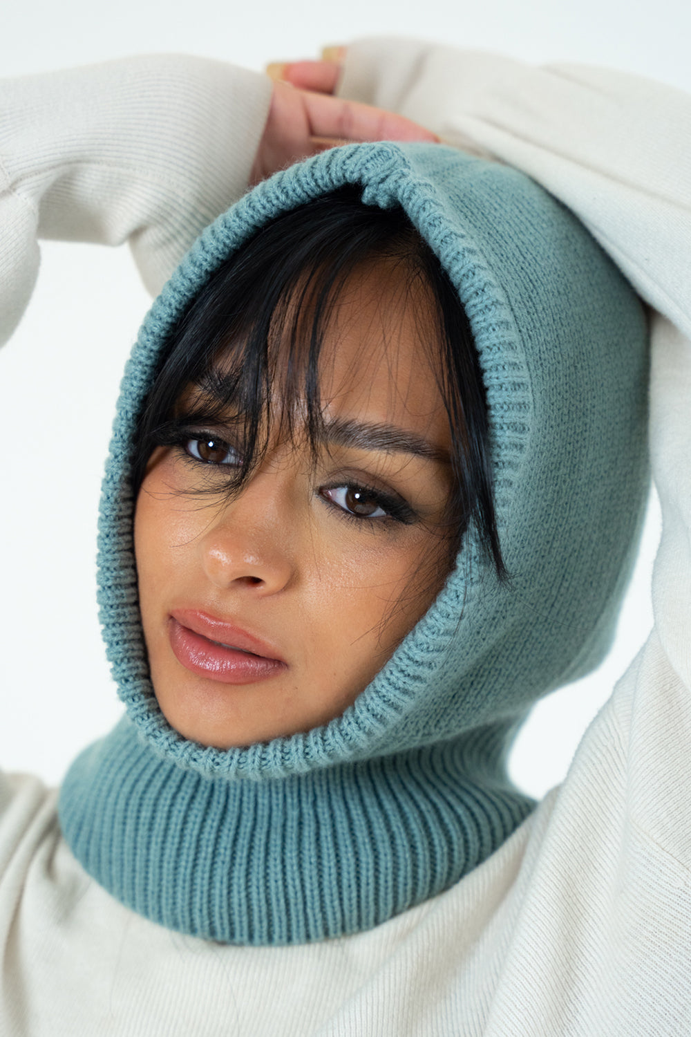 Woman's Knitted Hood Balaclava in Green