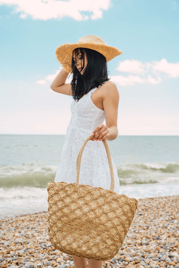 My Accessories London Straw Beach Bag with Woven Link Straw Pattern in Natural | Beach | Holiday | Bag | Shopper | Tote | Accessory | Neutral | 